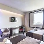 Antony - Venice Airport 4* كامبالتو