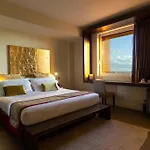 Antony - Venice Airport 4* كامبالتو
