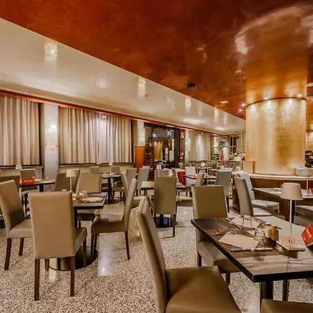 Antony - Venice Airport 酒店 坎帕尔托