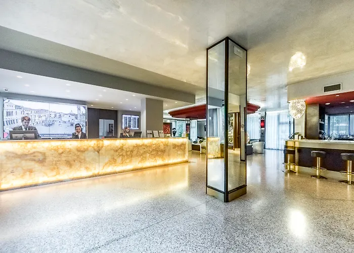 Antony - Venice Airport Hotel