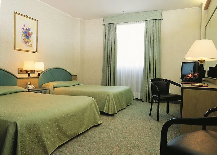 Antony - Venice Airport 4*