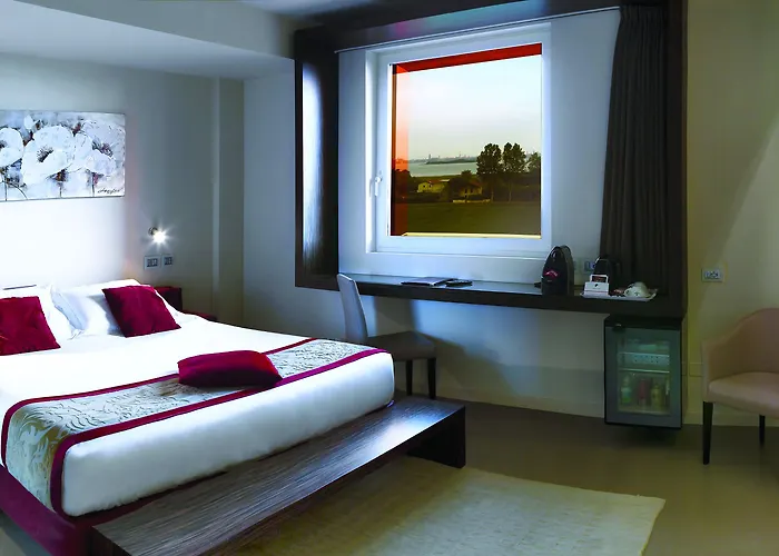 Antony - Venice Airport Hotel