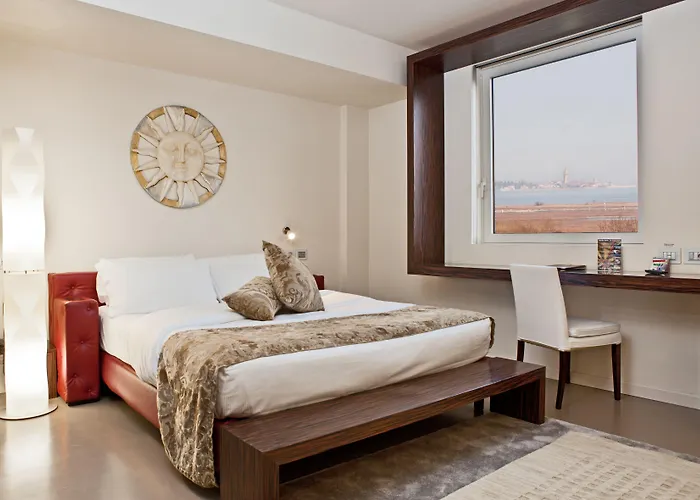 Antony - Venice Airport Hotel