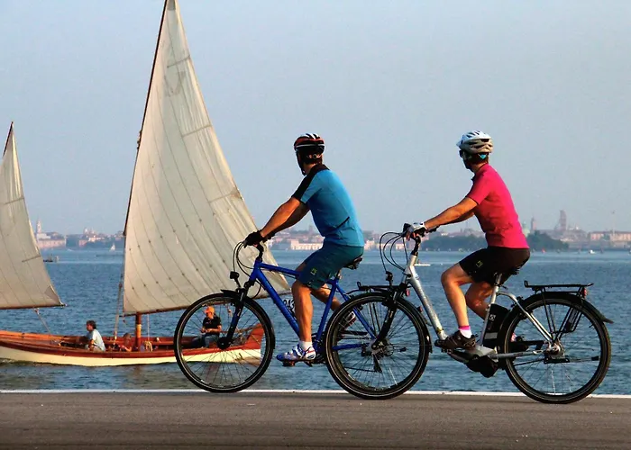 Antony - Venice Airport