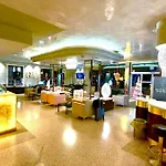 Antony - Venice Airport ホテル 4*