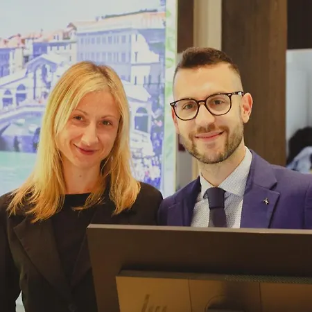 מלון Antony - Venice Airport 4*