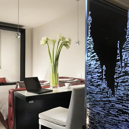 Antony - Venice Airport