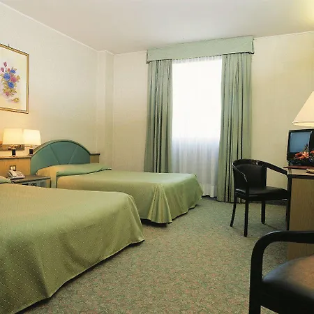 Antony - Venice Airport 4*