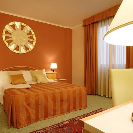 فندق Antony - Venice Airport كامبالتو