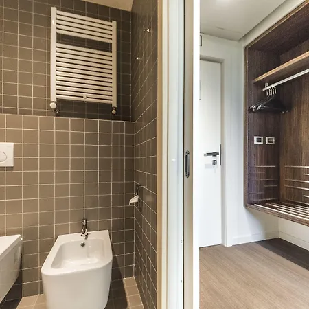 Antony - Venice Airport