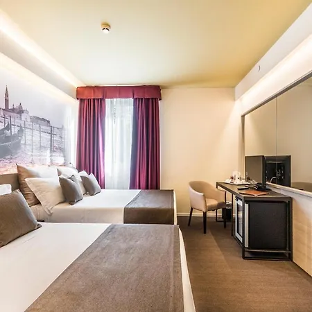 Antony - Venice Airport Hotel