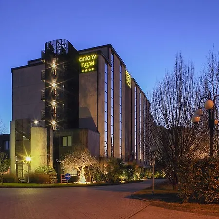 Hotel Antony 4*